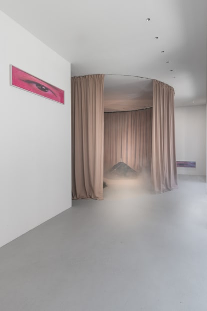 max goelitz freut sich, die Künstlerinnen Jenna Sutela und Pamela Rosenkranz in Zusammenarbeit mit der Galerie Sprüth Magers zu einer...