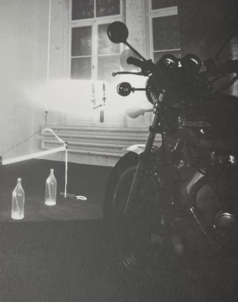 'Whereas the protagonists oft he New Painting of the 1980s left the material and technical conventions of painting and image...