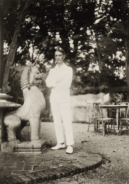 Made in 1927, Ci-fût une hirondelle belongs to one of the most creative periods in Max Ernst's oeuvre, characterised by...