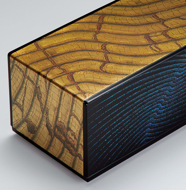 While deeply rooted in tradition, Murose constantly explores fresh ways of expressing the beauty of urushi and shell. Now in...