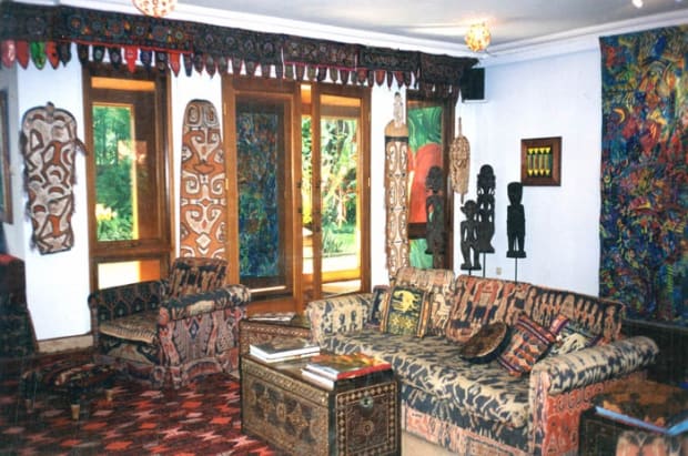 Jakarta, Pakubuwono (1998 to 2000) Pacita moved to her studio/home on Jalan Pakabuwono in Jakarta, Indonesia in 1998, just after...