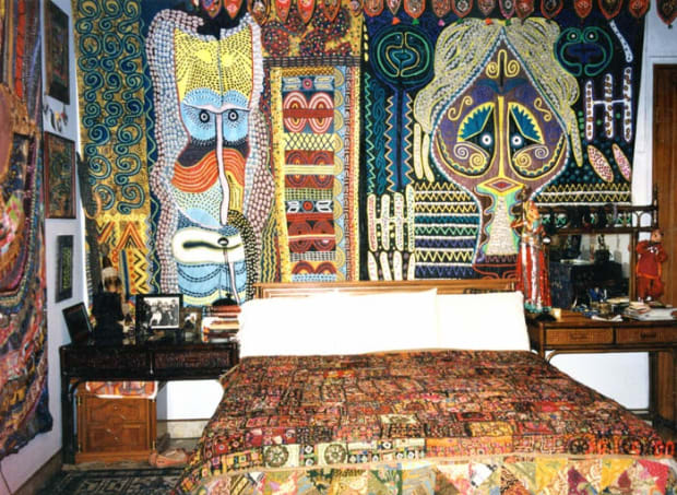 Jakarta, Pakubuwono (1998 to 2000) Pacita moved to her studio/home on Jalan Pakabuwono in Jakarta, Indonesia in 1998, just after...