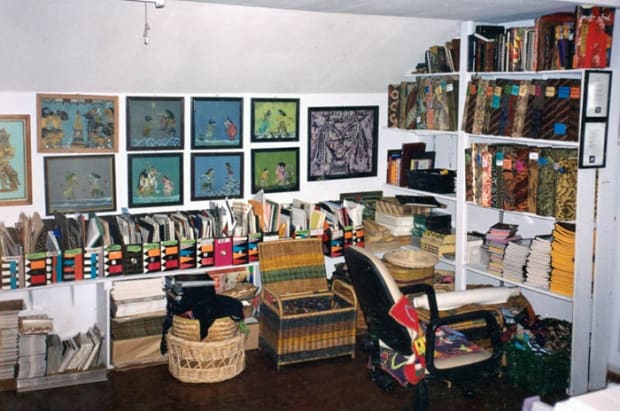 Jakarta, Pakubuwono (1998 to 2000) Pacita moved to her studio/home on Jalan Pakabuwono in Jakarta, Indonesia in 1998, just after...