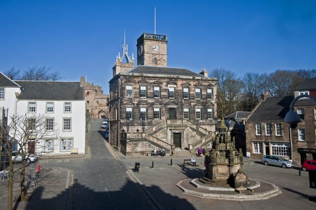 About The Gallery at Linlithgow Burgh Halls