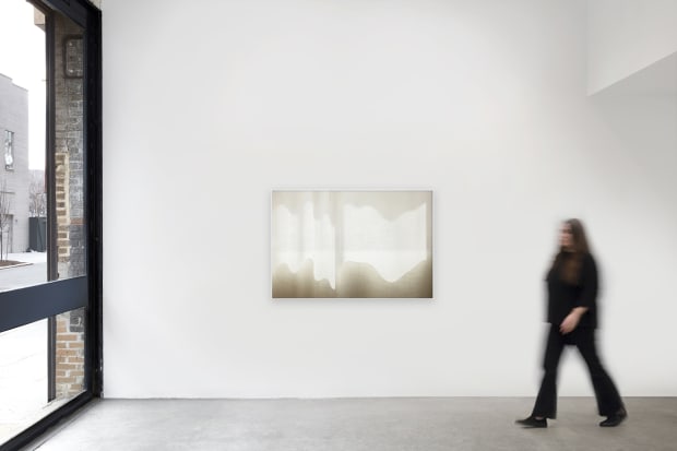 uta barth scale image in space