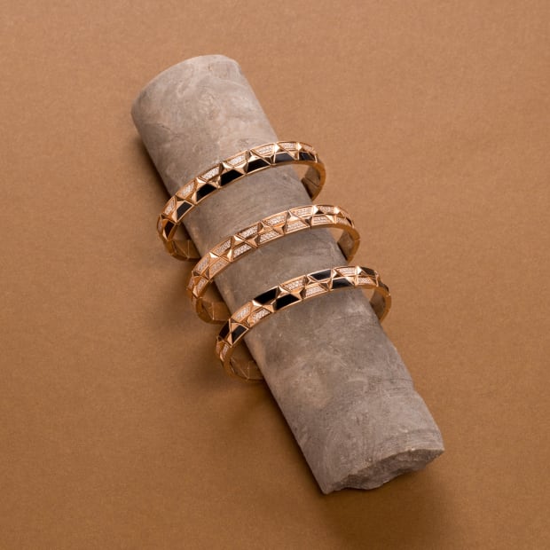 Alessa is a contemporary and modern fine jewelry brand born from a labour of love, when young couple Yuvraj Pahuja...