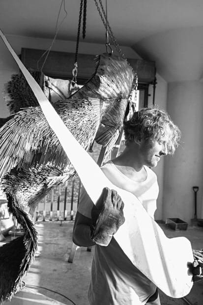 Jake Michael Singer (b. 1991, Johannesburg) is a transdisciplinary artist coalescing sculpture, photography, and painting, in a practice centred around...