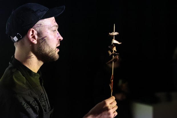 EXPERIENCE DINNER This series offers a three-hour journey into art and gastronomy. A designer reveals seven unique objects, each with...