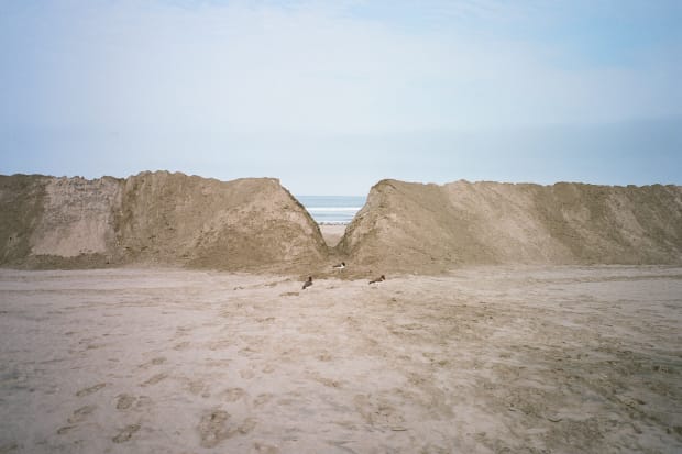Iván Sikic, Breached, 2020