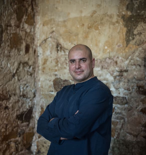 Sahand Hesamiyan, Overview