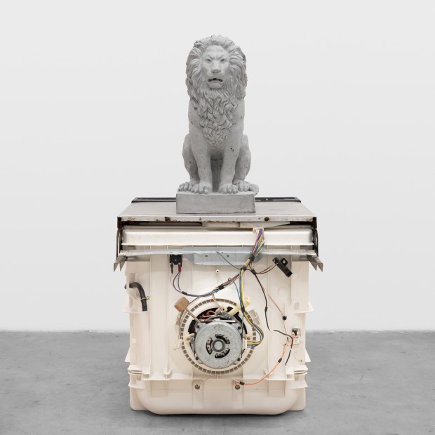 Daniel Boccato, "They watched each other, this odd pair.", 2019