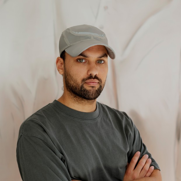 Alexis Ralaivao’s (b. 1991, France) sensual and diaristic oil paintings find affective charge in carefully selected quotidian scenes. Reimagining the...