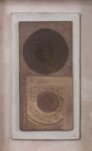 Ben Nicholson, December 1933 (first completed relief), 1933, oil on carved board, 53.3 x 25.4 cm