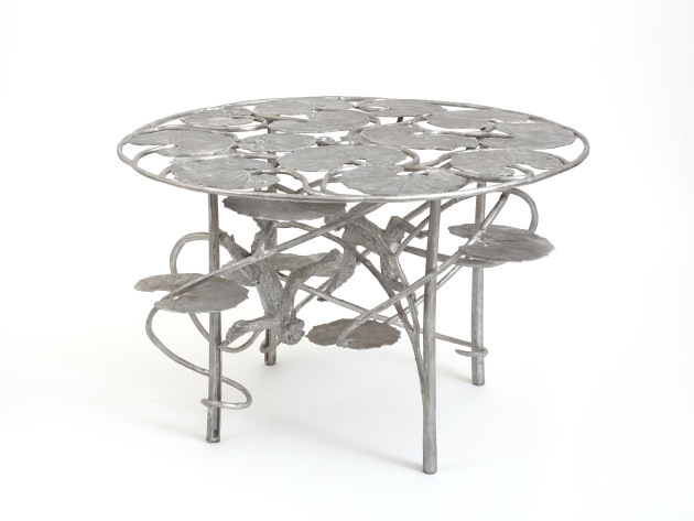 <span class="title">Table Lotus et Singes<span class="title_comma">, </span></span><span class="year">2012</span>