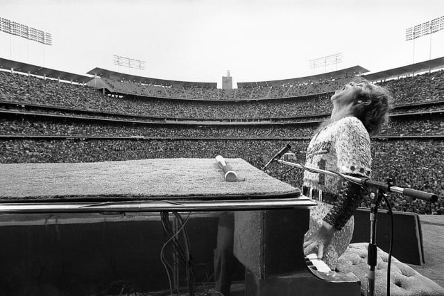 Terry O'Neill, Elton John, 1975