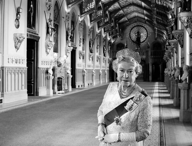 Various artists - HM Queen Elizabeth II, HM Queen Elizabeth II, 2001