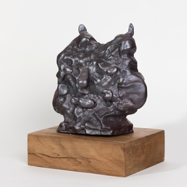 Amir Khojasteh Head of Div #11, 2024 Patinated bronze and wood (unique) 23 x 24 x 14 cm (excluding plinth) 9 x 9 1/2 x 5 1/2 in