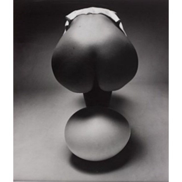 Guy Bourdin, Nude Story in Dark Room (Arrival), 1971