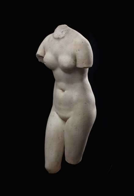 Roman marble statue of Venus pudica, c.2nd century AD