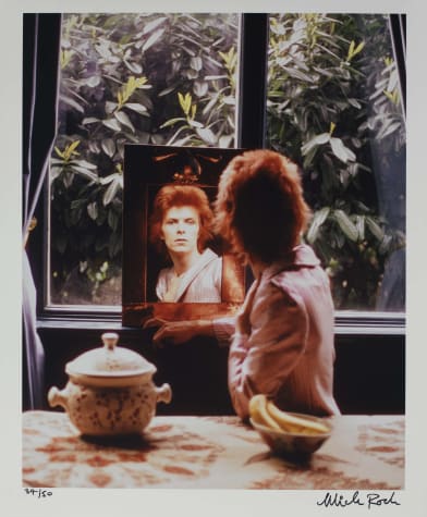 Bowie in Mirror, UK