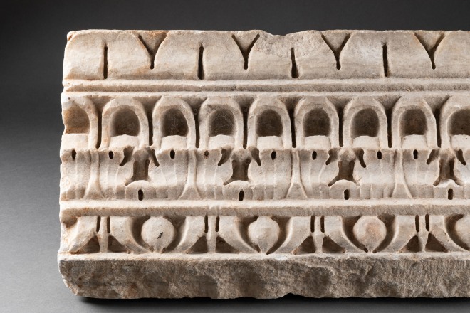 Roman cornice fragment, 1st-2nd century AD