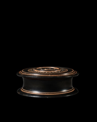 Greek black-glaze pyxis, South Italy, Campania, Teano Ware, c.330-300 BC