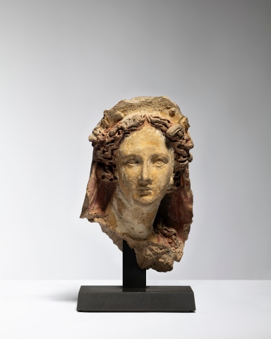 Italo-Etruscan head of a goddess, Hellenistic, 1st half of 3rd century BC