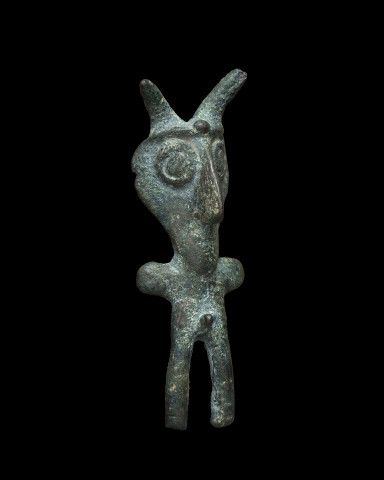 Piravend horned male figure, Western Iran, Luristan region, c.1000-750 BC