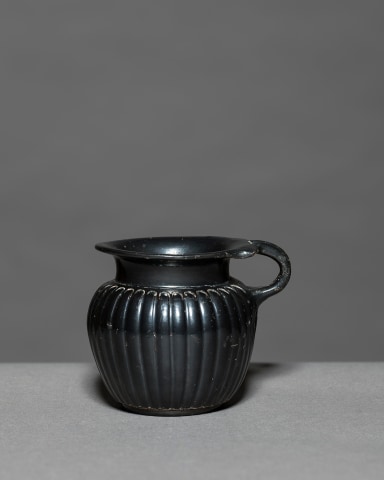 Greek black-glaze mug, South Italy, c.4th century BC