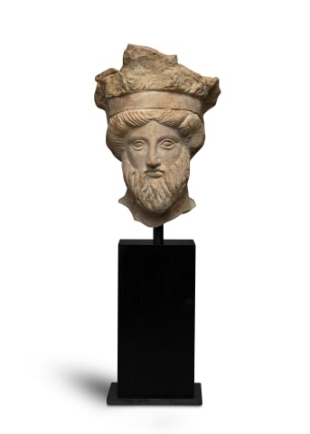 Greek head of a banqueteer, South Italy, Tarentum, first half of the 4th century BC