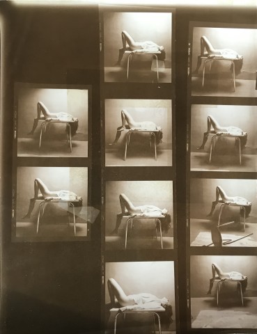 Guy Bourdin, Nude on table