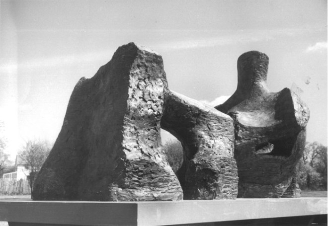 Henry Moore, 2 Piece Reclining Figure No. 2, 1960