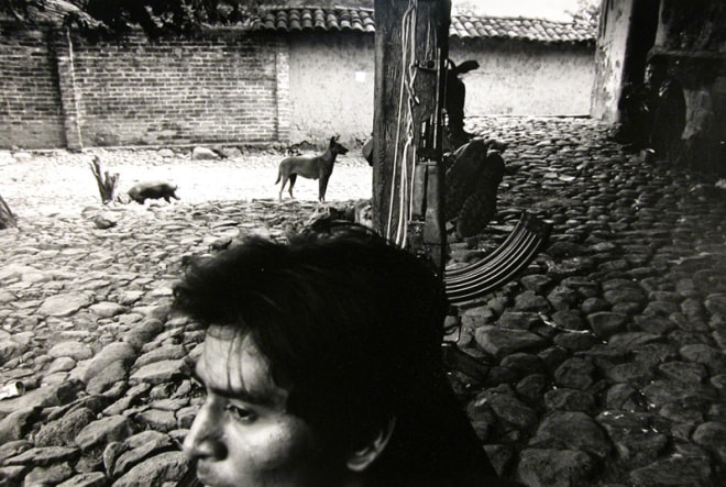 Larry Towell, Guerillas Resting, San José, Las Flores, Chalatenango, 1991