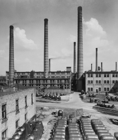 Fritz Spiess, Factory Exterior, 1950-51