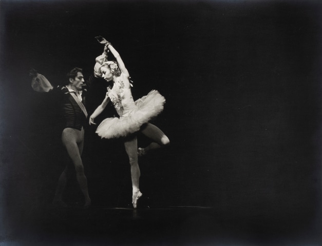 Peter Varley, Erik Bruhn and Anna Laerkensen, Swann Lake, National Ballet, Pas de deux, circa 1970