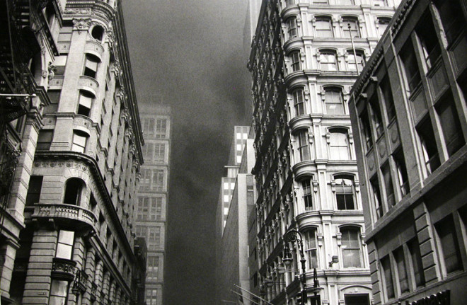 Larry Towell, New York City [light reflecting off windows], 2001