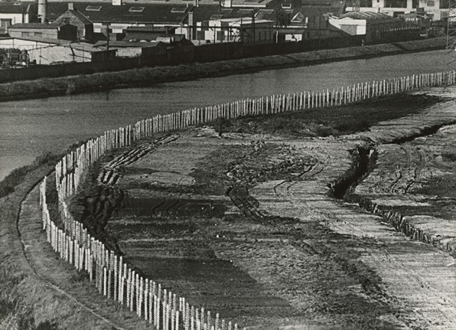 Photographer Unknown, [The east border of the Teltow-channel, Berlin], October 22, 1961