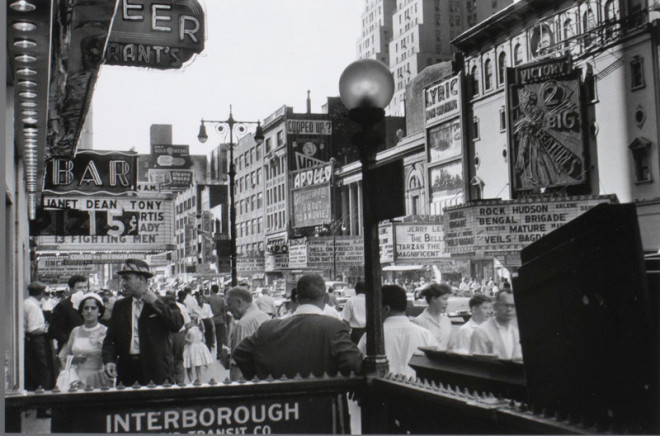 Albert Kish, Untitled [New York, 42nd Street], 1960