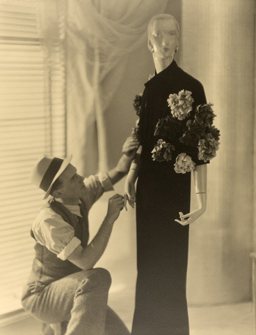 Violet Keene Perinchief, Window Dressing 2, circa 1920