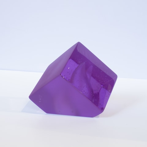 Emma Camden, Cube I (fuchsia), 2023