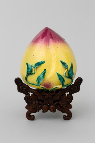 A FAMILLE ROSE MODEL OF A PEACH, 19th century
