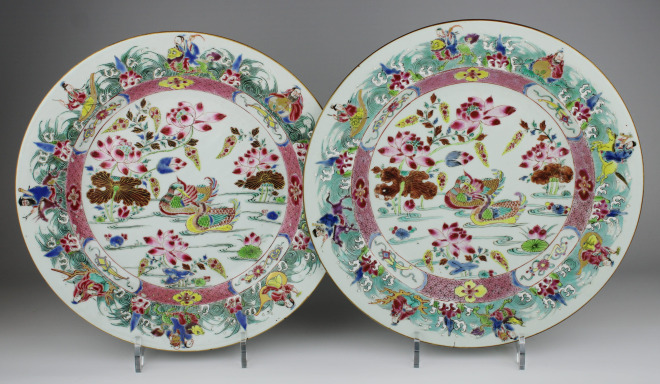 A PAIR OF CHINESE FAMILLE ROSE DISHES OF LARGE SIZE, Yongzheng /early Qianlong, circa 1730-1740