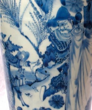 AN EXTREMELY FINE AND RARE CHINESE BLUE & WHITE VASE, Chongzheng (1628-1643)