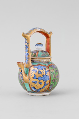 A CHINESE MINIATURE ‘CLOBBERED’ TEAPOT AND COVER, Kangxi 1662-1722