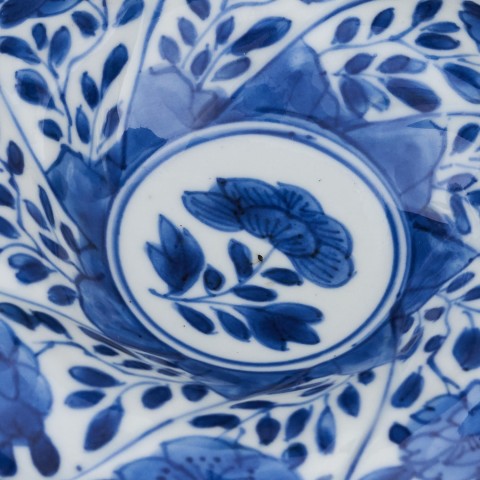 A CHINESE BLUE AND WHITE SPIRAL FORM SALT , Kangxi (1662 - 1722)