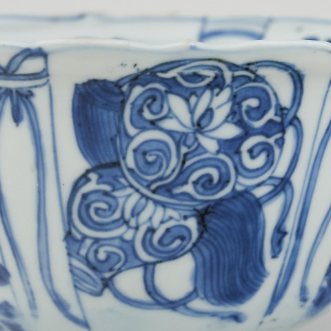 A CHINESE KRAAKWARE ‘CROWCUP’, Wanli (1573 – 1619)