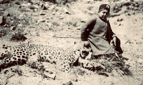 Not known, Ahmad Shah Qajar with throphy leopard, Early 20th Century