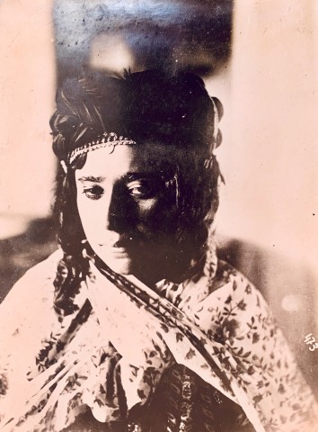 Antoin Sevruguin, A Kurdish woman, Late 19th Century or early 20th Century