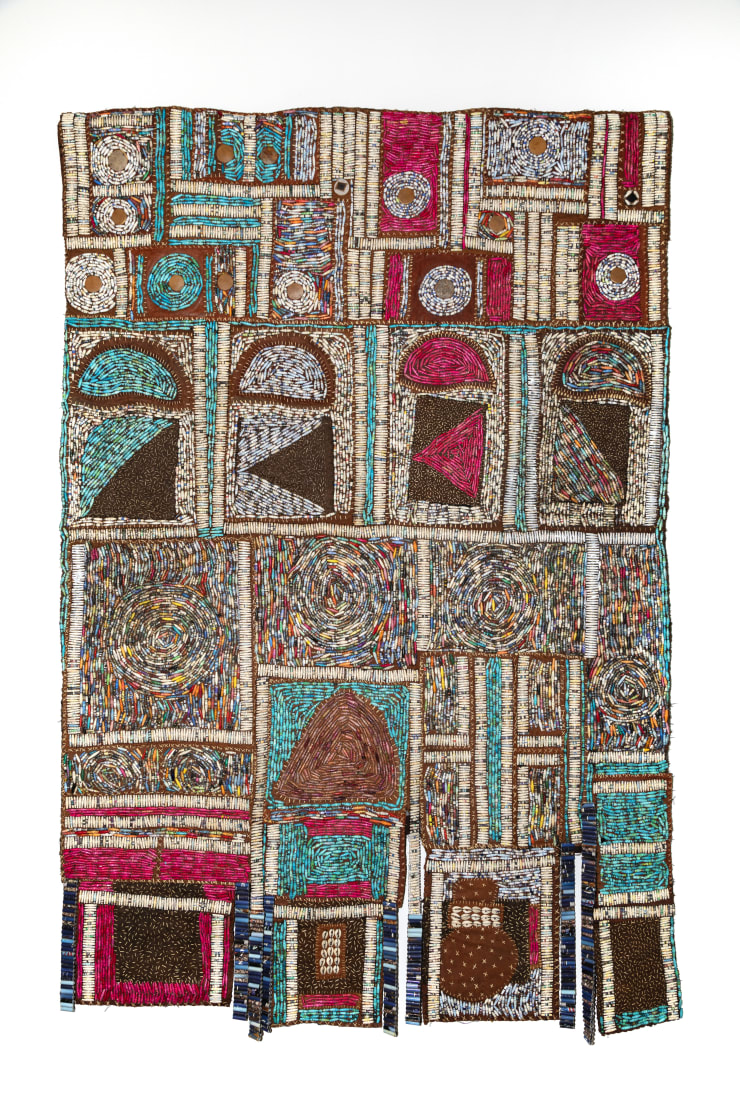 Sanaa Gateja, Shopping, 2019