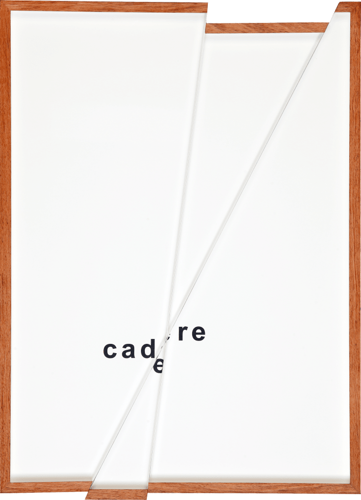 quadroquadro (cadere), 2020 madeira e vidro [wood and glass] 65,8 x 47 x 3,8 cm [25 2/3 x 18 1/2 x 1 1/2 in] Renata Lucas